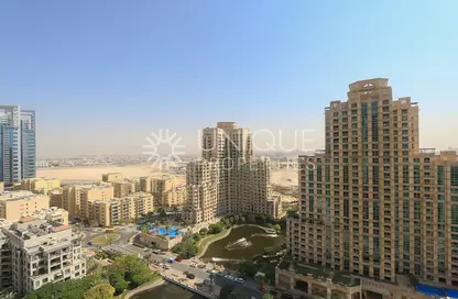 شقة - 2 غرف نوم - 3 حمامات للايجار في فيروايز شمال - فيروايز - ذا فيوز - دبي