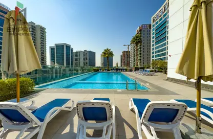 Apartment - Studio - 1 Bathroom for rent in SOL Bay - Business Bay - Dubai