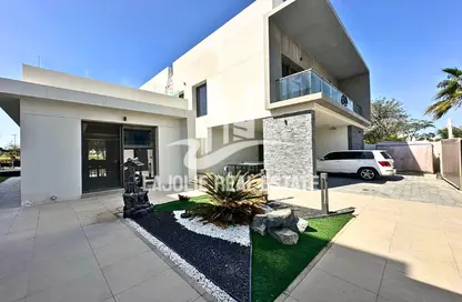 Villa - 4 Bedrooms - 5 Bathrooms for rent in Yas Acres - Yas Island - Abu Dhabi