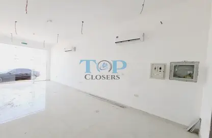 Shop - Studio - 1 Bathroom for rent in Wadi AL AIN 1 - Al Noud - Al Ain