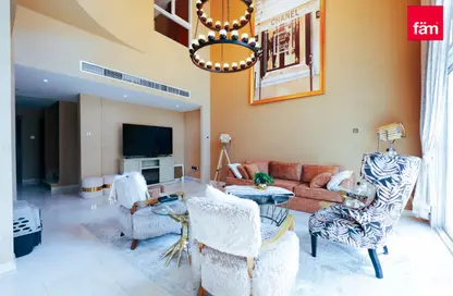 Apartment - 3 Bedrooms - 3 Bathrooms for rent in Emerald Residence - Dubai Marina - Dubai