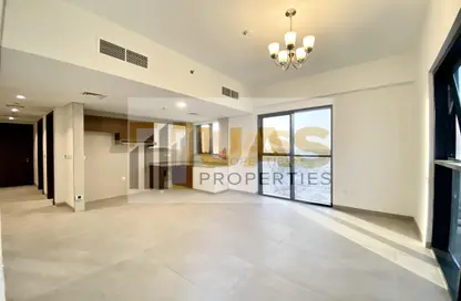 Apartment - 1 Bedroom - 2 Bathrooms for rent in Jumeirah Garden City - Al Satwa - Dubai