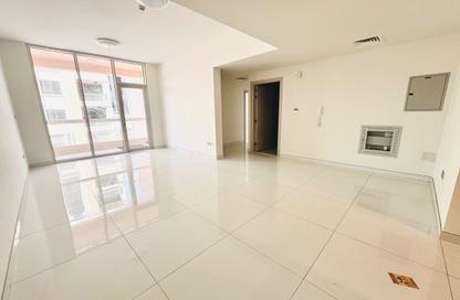 Apartment - 2 Bedrooms - 3 Bathrooms for rent in GGICO Building Moweilah - Muwaileh Commercial - Sharjah