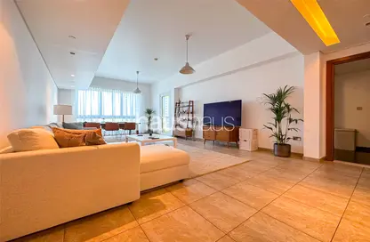 Apartment - 2 Bedrooms - 3 Bathrooms for sale in Marina Residences 3 - Marina Residences - Palm Jumeirah - Dubai