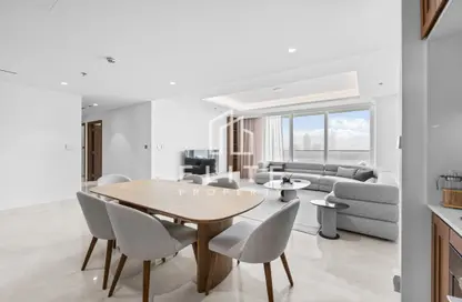 Apartment - 3 Bedrooms - 3 Bathrooms for rent in Palace Beach Residence Tower 2 - Palace Beach Residence - EMAAR Beachfront - Dubai Harbour - Dubai