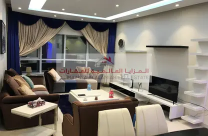 شقة - غرفة نوم - 2 حمامات للايجار في برج منازل 5 - شارع التعاون - التعاون - الشارقة