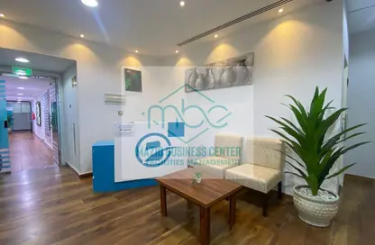 مكتب - استوديو - 5 حمامات للايجار في برج الكورنيش - شارع الكورنيش - أبوظبي مكتب - استوديو - 5 حمامات للايجار في برج الكورنيش - شارع الكورنيش - أبوظبي