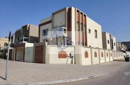 Villa - 5 Bedrooms - 7 Bathrooms for rent in Al Yasmeen 1 - Al Yasmeen - Ajman
