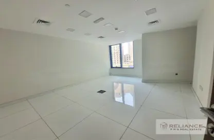 مكتب - استوديو - 1 حمام للايجار في أبراج القصر - واحة السيليكون - دبي