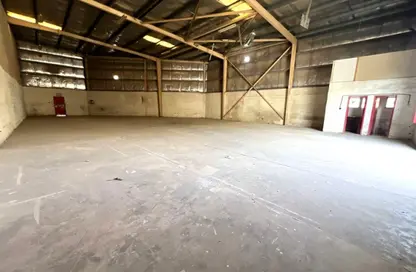 Warehouse - Studio - 1 Bathroom for rent in Al Qusais Industrial Area - Al Qusais - Dubai