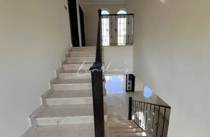 فيلا - 3 غرف نوم - 4 حمامات للايجار في التراث - جميرا بارك - دبي