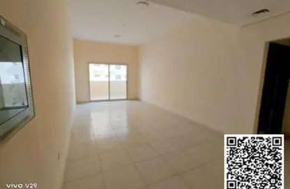 شقة - غرفة نوم - 2 حمامات للبيع في أبراج بحيرة الإمارات - مدينة الإمارات - عجمان