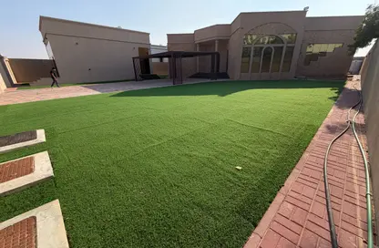 فيلا - 6 غرف نوم - 8 حمامات للايجار في الجزيرة الحمراء - قرية الحمرا - رأس الخيمة