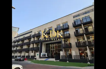 Apartment - 1 Bedroom - 2 Bathrooms for rent in Beverly Residence - Jumeirah Village Circle - Dubai
