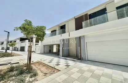 Villa - 4 Bedrooms - 6 Bathrooms for sale in District One Phase III - District One - Mohammed Bin Rashid City - Dubai