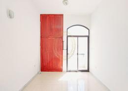 Apartment - 3 bedrooms - 3 bathrooms for rent in Hai Al Murabbaa - Central District - Al Ain