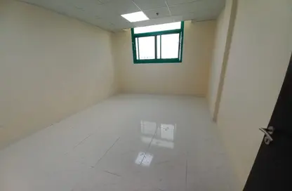 سكن عمال - استوديو - 1 حمام للايجار في م-21 - مصفح الصناعية - مصفح - أبوظبي