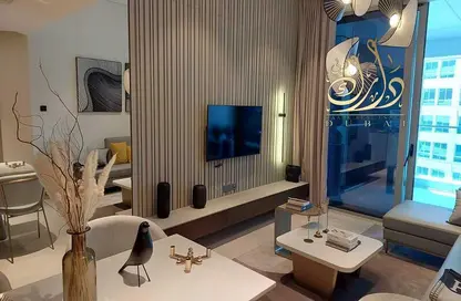 Living Room image for: Apartment - 2 Bedrooms - 4 Bathrooms for sale in Amalia Residences - Al Furjan - Dubai, Image 1
