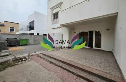 فيلا - استوديو - 4 حمامات للايجار في فلل الجميرا 1 - جميرا 1 - جميرا - دبي