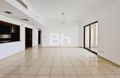 Apartment - 2 Bedrooms - 3 Bathrooms for rent in Shams 2 - Shams - Jumeirah Beach Residence - Dubai