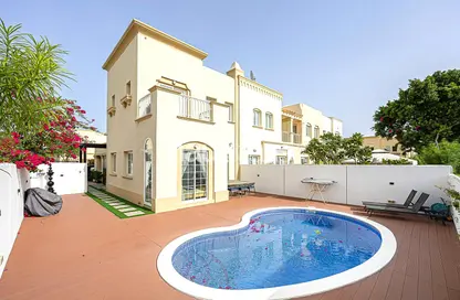 Villa - 2 Bedrooms - 3 Bathrooms for rent in Springs 8 - The Springs - Dubai