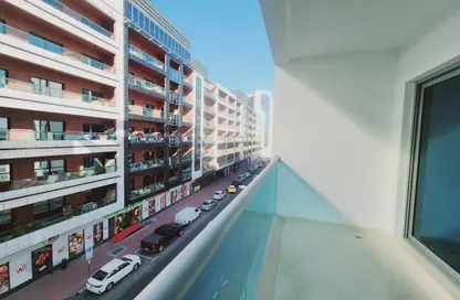 Apartment - 1 Bedroom - 2 Bathrooms for rent in Deyaar building - Al Barsha 1 - Al Barsha - Dubai