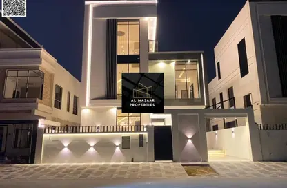 فيلا - 5 غرف نوم - 7 حمامات للبيع في قرية الاميرة - الياسمين - عجمان