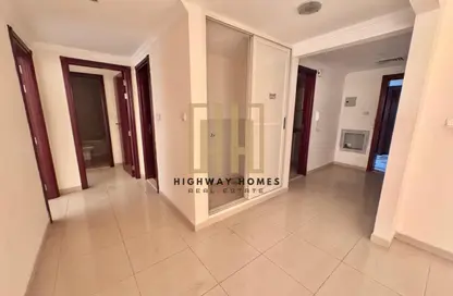 شقة - 2 غرف نوم - 3 حمامات للايجار في بناية مويليح 3 - مويلح - الشارقة شقة - 2 غرف نوم - 3 حمامات للايجار في بناية مويليح 3 - مويلح - الشارقة