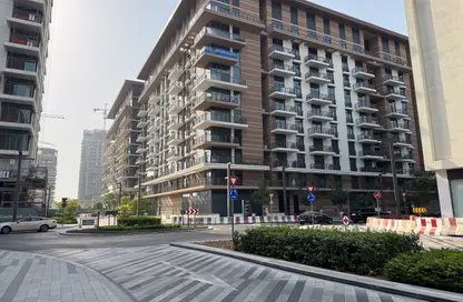 Apartment - 2 Bedrooms - 3 Bathrooms for rent in Central Park Building 1 - Central Park at City Walk - City Walk - Dubai