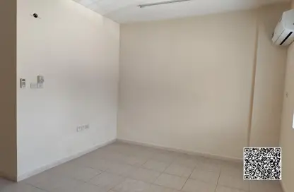 Apartment - Studio - 1 Bathroom for rent in Al Mowaihat 3 - Al Mowaihat - Ajman