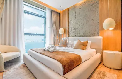 Room / Bedroom image for: Apartment - 1 Bedroom - 1 Bathroom for rent in Marina Vista - EMAAR Beachfront - Dubai Harbour - Dubai, Image 1
