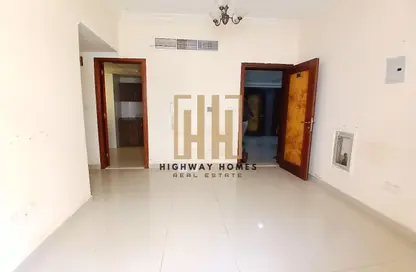 Apartment - 1 Bedroom - 2 Bathrooms for rent in Muwaileh 29 Building - Muwaileh - Sharjah