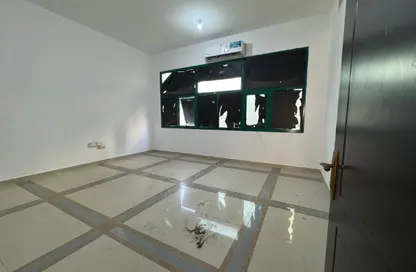 Apartment - 1 Bedroom - 1 Bathroom for rent in Shakhbout City - Abu Dhabi