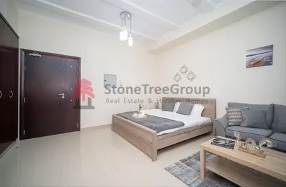 Room / Bedroom image for: Apartment - 1 Bathroom for rent in DEC Tower 2 - DEC Towers - Dubai Marina - Dubai, Image 1
