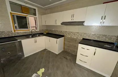 شقة - 2 غرف نوم - 2 حمامات للايجار في 3 المويهات - المويهات - عجمان