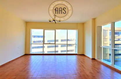 Apartment - Studio - 1 Bathroom for rent in Dubai Star Building - Al Nahda 1 - Al Nahda - Dubai