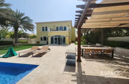 فيلا - 3 غرف نوم - 3 حمامات للايجار في التراث - جميرا بارك - دبي