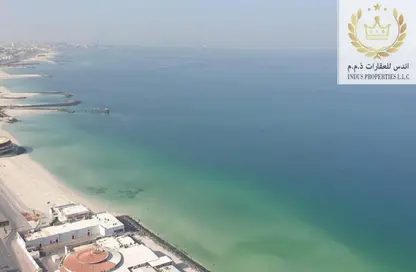 شقة - 2 غرف نوم - 4 حمامات للبيع في مساكن كورنيش عجمان - طريق كورنيش عجمان - عجمان