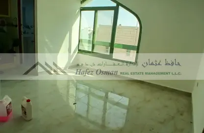 شقة - 1 حمام للايجار في الخالدية - أبوظبي