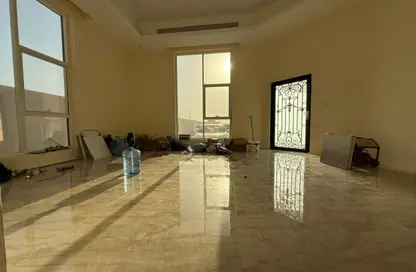 Apartment - Studio - 1 Bathroom for rent in Khalifa City A Villas - Khalifa City A - Khalifa City - Abu Dhabi