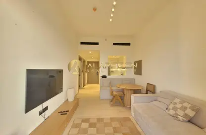 شقة - غرفة نوم - 2 حمامات للايجار في مرتفعات بن غاطي - الضاحية 10 - قرية الجميرا سركل - دبي