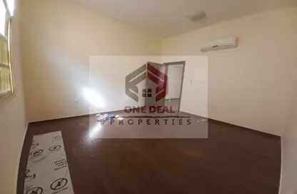 Empty Room image for: Apartment - 2 Bedrooms - 2 Bathrooms for rent in Asharej - Al Ain, Image 1