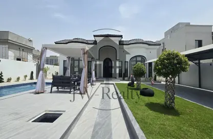 Villa - 5 Bedrooms - 6 Bathrooms for rent in Nad Al Sheba Villas - Nad Al Sheba 3 - Nad Al Sheba - Dubai