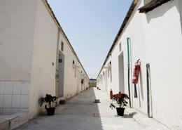 Labor Camp - 8 bathrooms for rent in Al Sajaa - Sharjah Labor Camp - 8 bathrooms for rent in Al Sajaa - Sharjah
