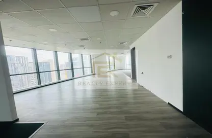 Fitted Office With Balcony | High Floor