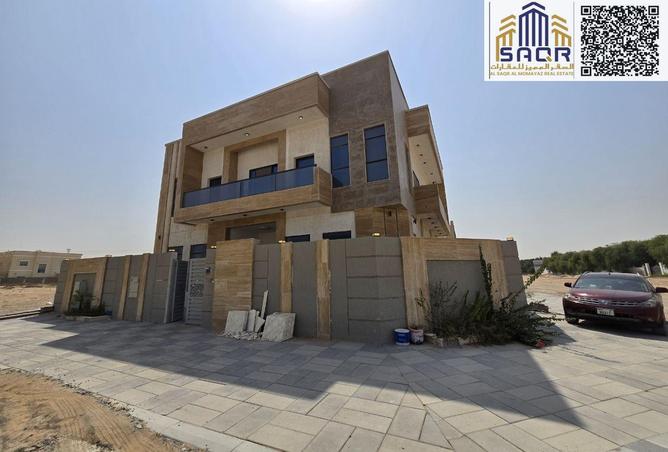 15233329 - Property Image 2