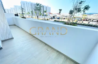 Apartment - 1 Bedroom - 2 Bathrooms for sale in Waters Edge - Yas Island - Abu Dhabi