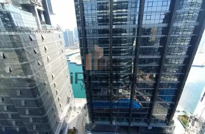 شقة - 2 غرف نوم - 2 حمامات للايجار في راديانت سكوير - مدينة الأضواء - جزيرة الريم - أبوظبي