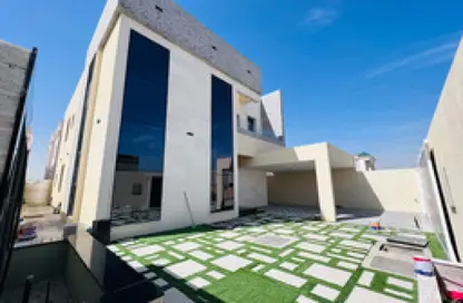 Villa - 4 Bedrooms - 5 Bathrooms for sale in Al Suyoh 1 - Al Suyoh - Sharjah