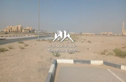 أرض - استوديو للبيع في شارع مليحة - المنطقة الصناعية بالشارقة - الشارقة